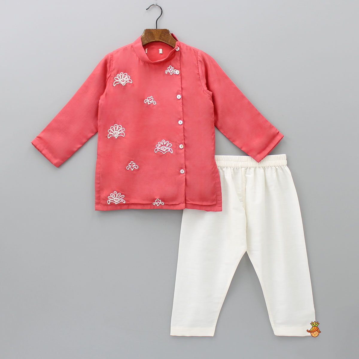 Side Buttons Detail Kurta And Pyjama